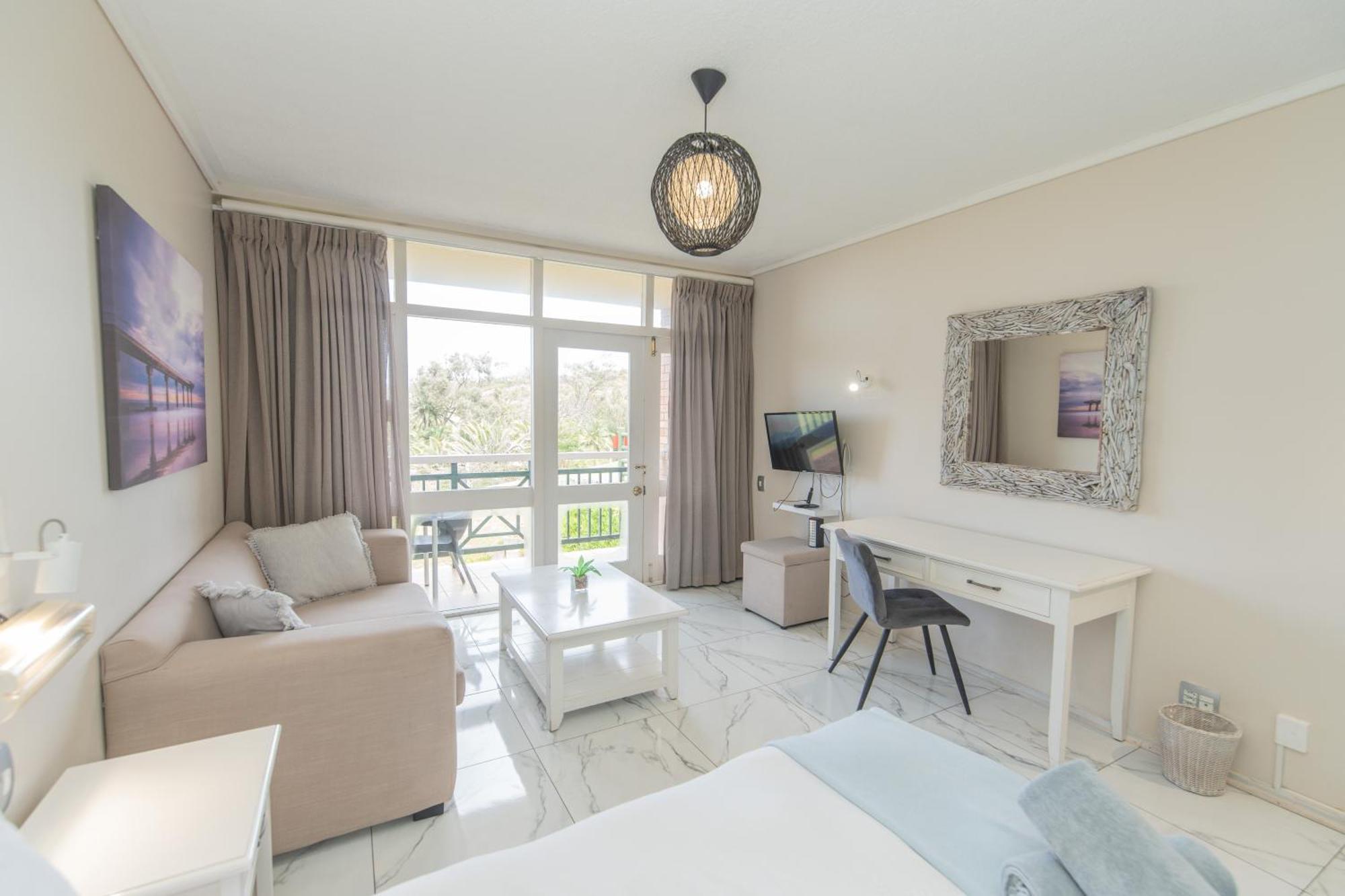 157 Brookes Hill Suites Near The Beach Port Elizabeth Exterior foto